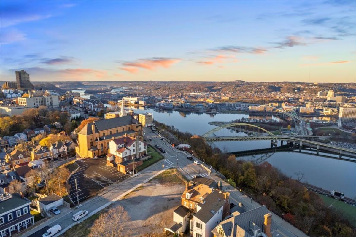 Panoramic Views On Your Front Porch Pittsburgh Exterior foto
